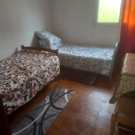 Spacieux Appartement 4 Pieces ボーヴェ エクステリア 写真