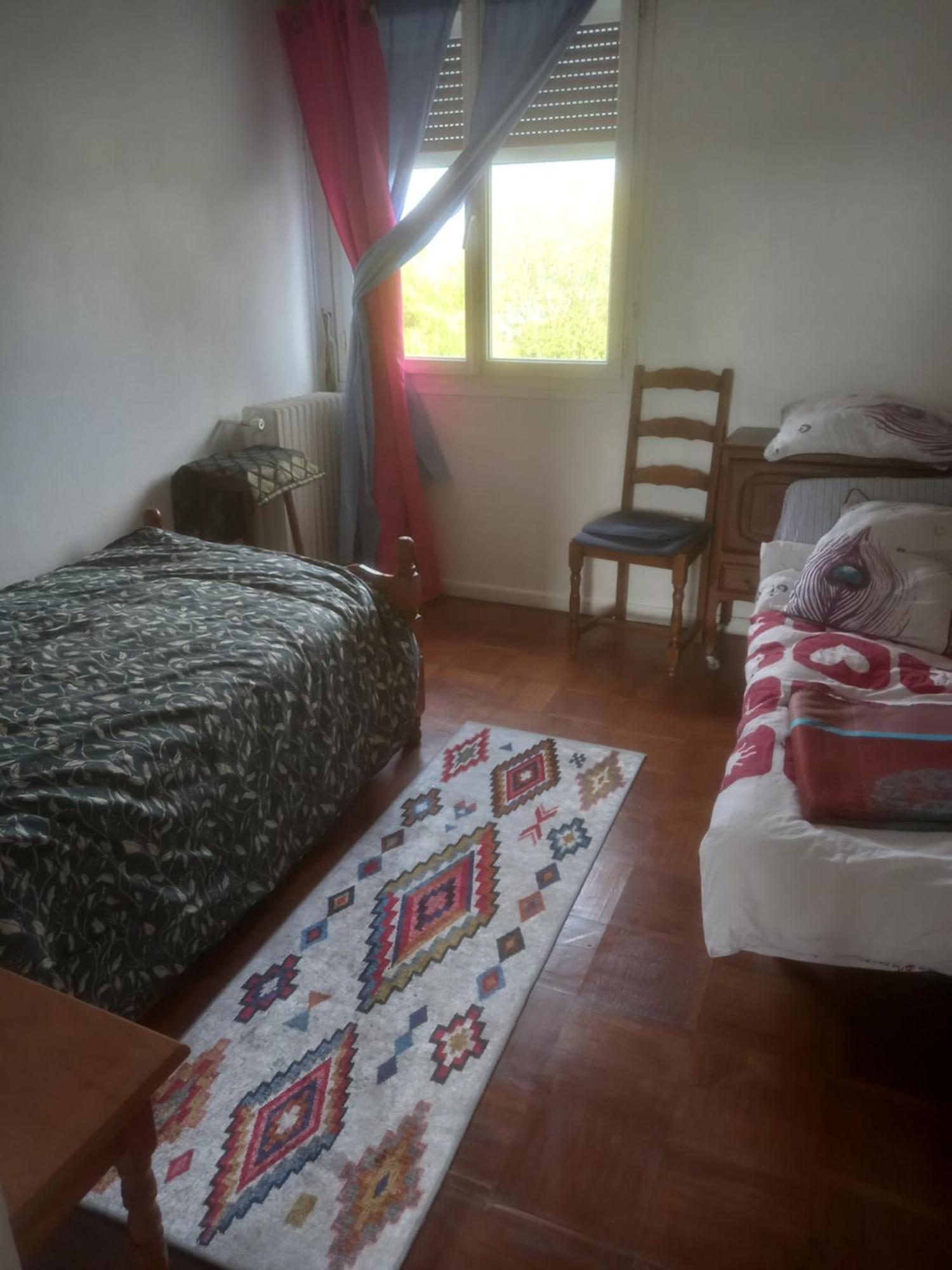 Spacieux Appartement 4 Pieces ボーヴェ エクステリア 写真